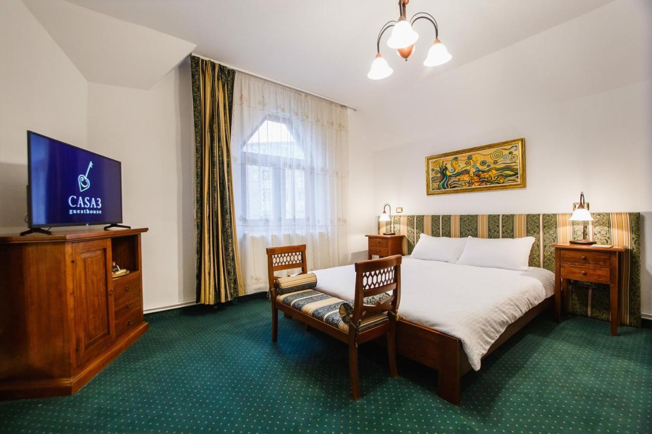 Casa 3 Guesthouse Орадя Экстерьер фото