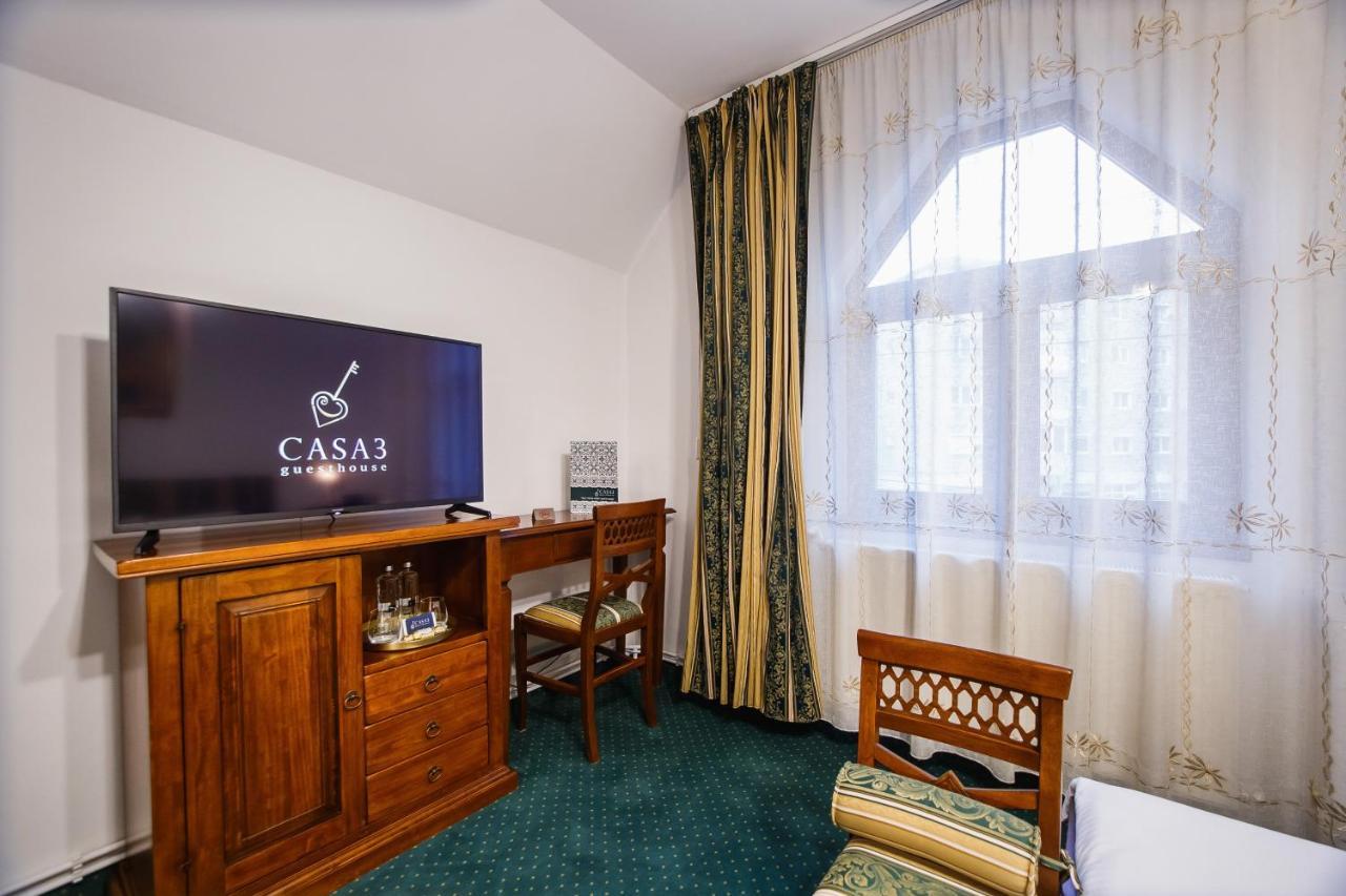 Casa 3 Guesthouse Орадя Экстерьер фото