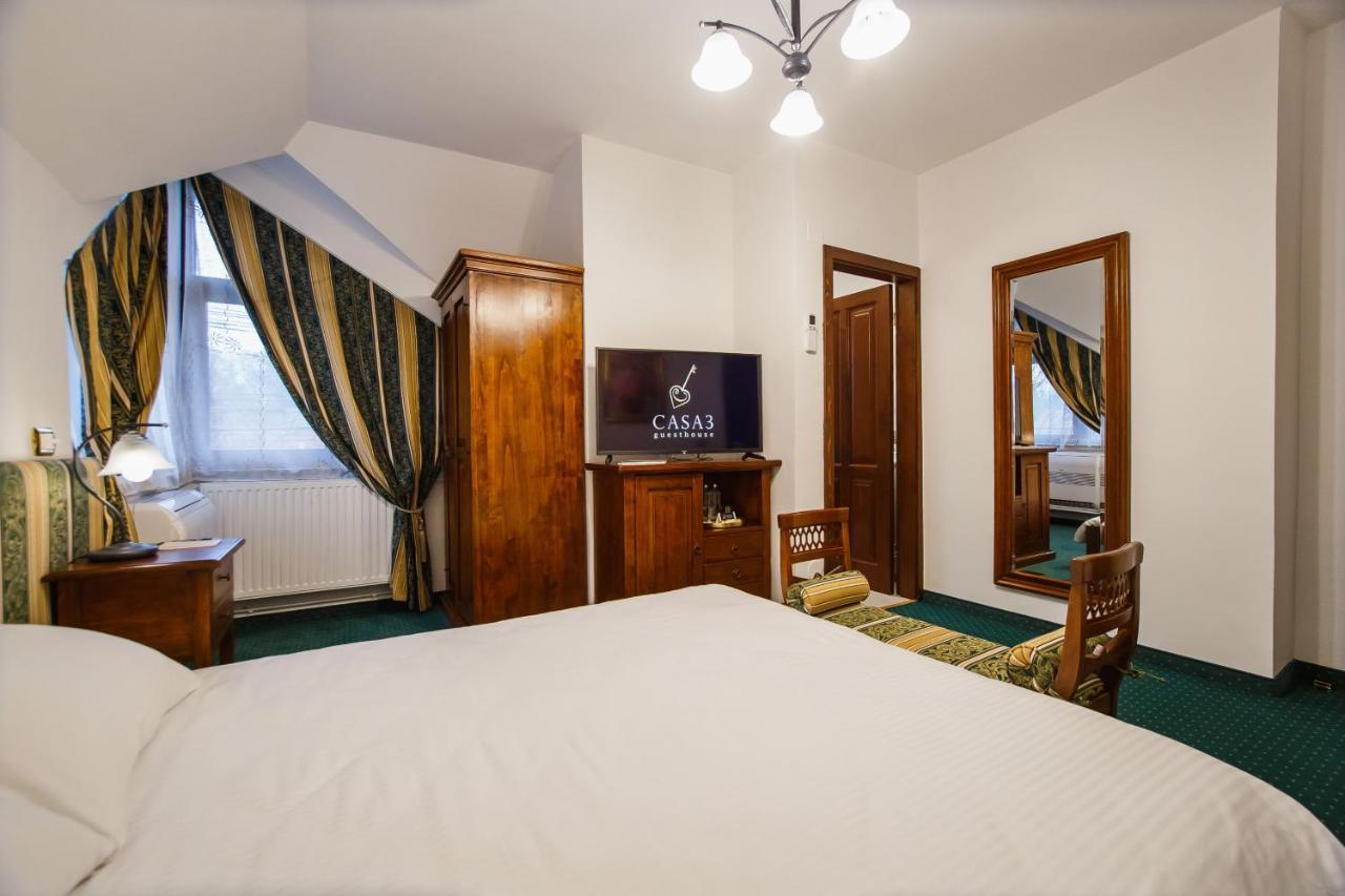 Casa 3 Guesthouse Орадя Экстерьер фото