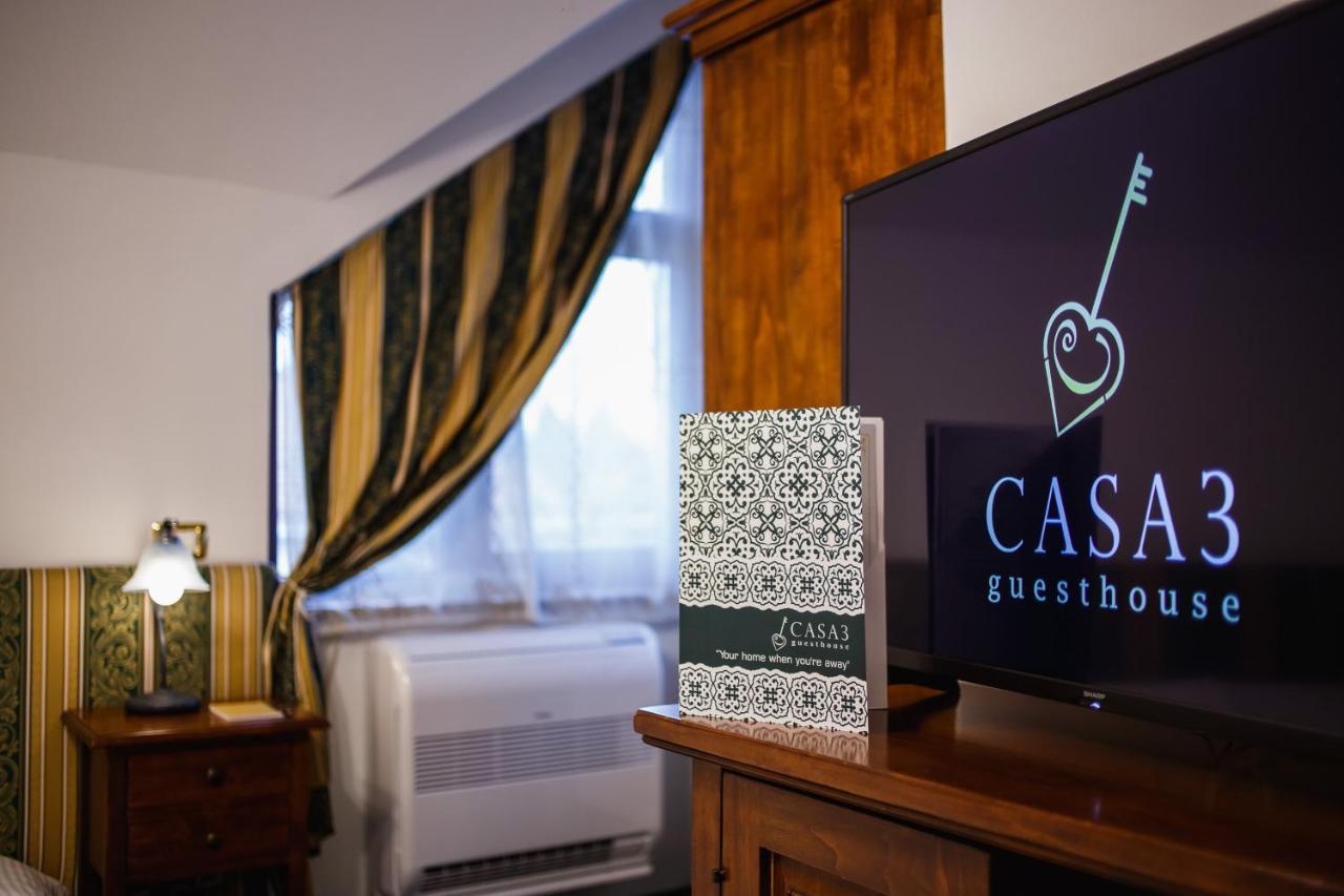 Casa 3 Guesthouse Орадя Экстерьер фото
